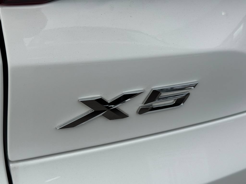 Used 2019 BMW X5 xDrive40i w/ Convenience Package AWD/4WD image 25