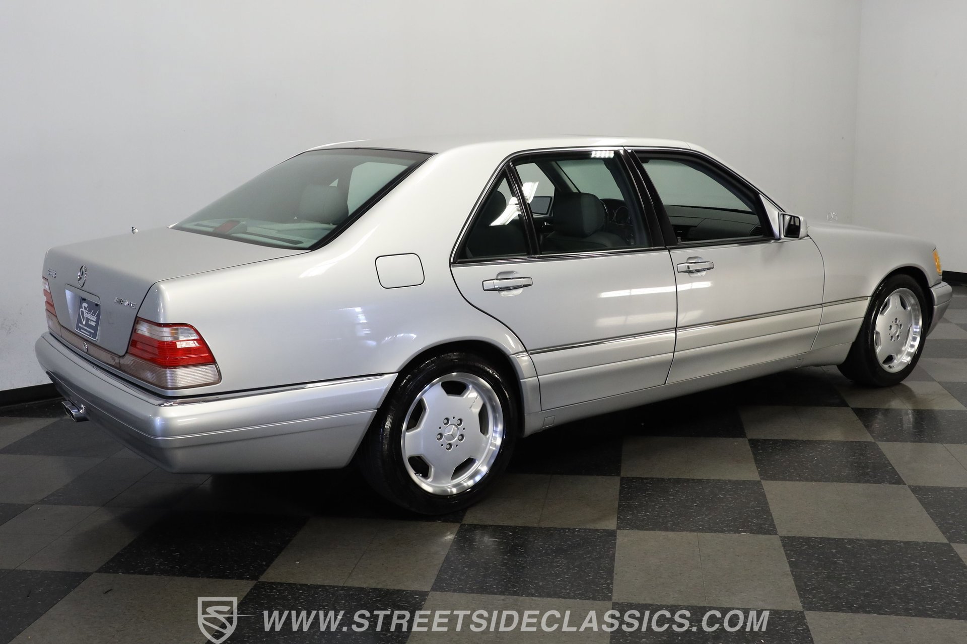 Used 1999 Mercedes-Benz S 500 Sedan image 11