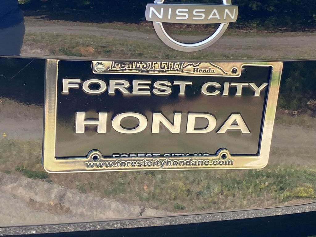 Used 2024 Nissan Sentra SV FWD image 30