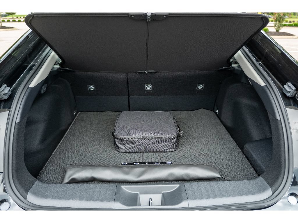 New 2026 Toyota Prius Plug-In Hybrid FWD image 15