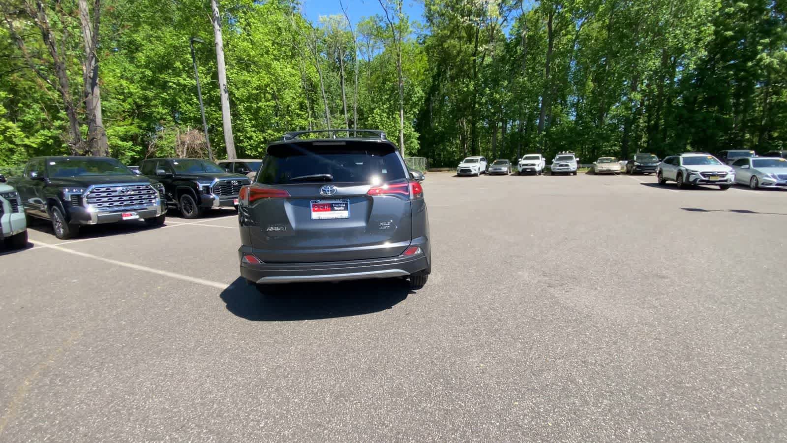 Used 2018 Toyota RAV4 XLE w/ Plus Extra Value Package AWD/4WD image 10