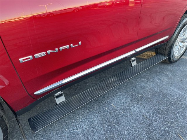 Used 2024 GMC Yukon Denali w/ Max Trailering Package image 8