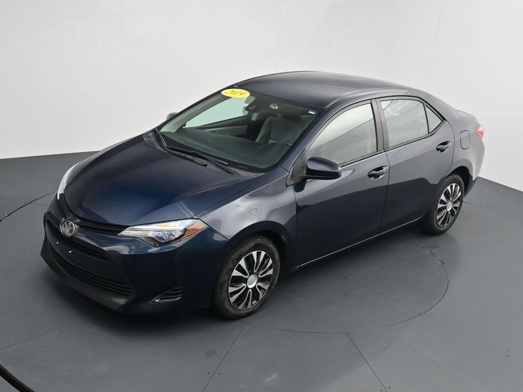 Used 2019 Toyota Corolla LE FWD image 29