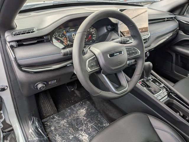 New 2026 Jeep Compass Limited image 9