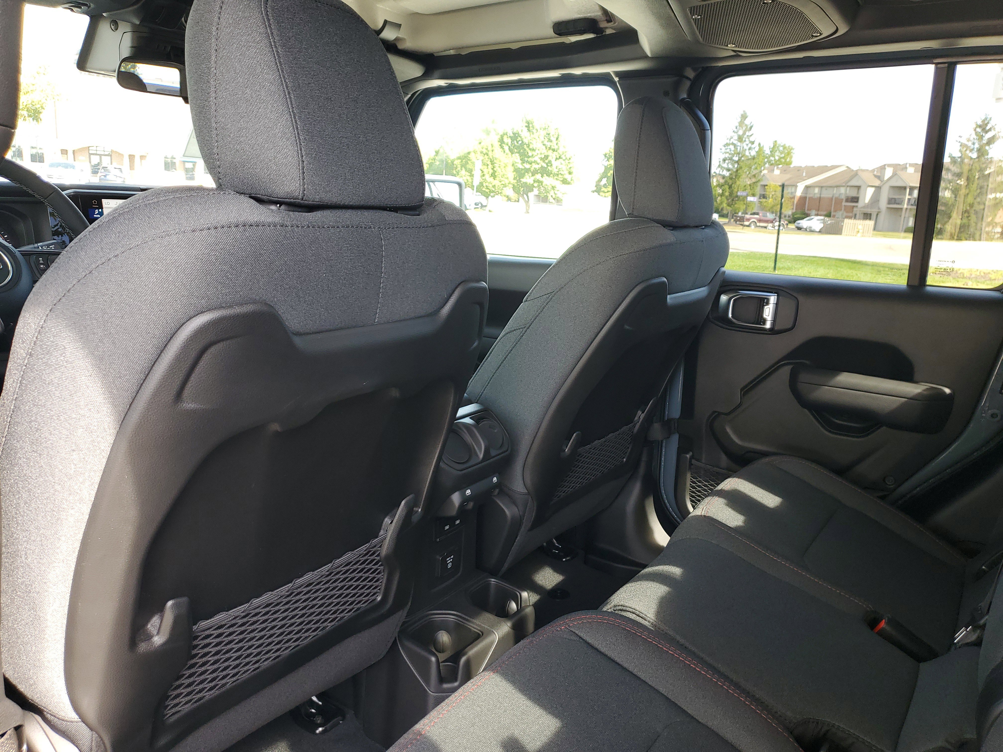 New 2025 Jeep Gladiator Rubicon image 11