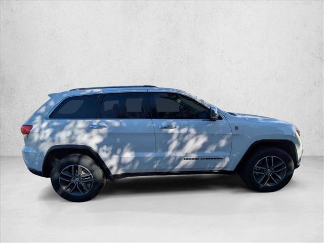 Used 2018 Jeep Grand Cherokee Limited AWD/4WD image 4