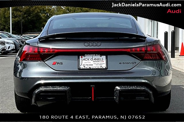New 2025 Audi RS e-tron GT performance image 4