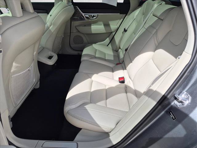 Used 2017 Volvo V90 T6 Cross Country AWD/4WD image 21