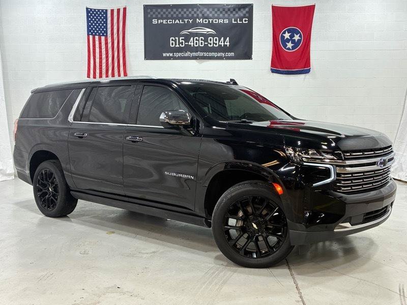 Used 2023 Chevrolet Suburban Premier RWD image 3