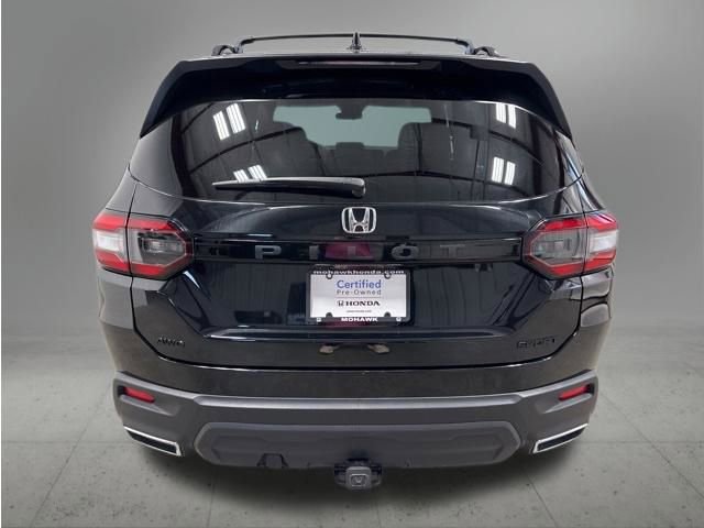 Certified 2025 Honda Pilot Sport image 4