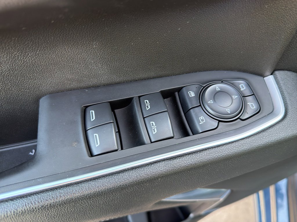 Used 2024 GMC Sierra 1500 SLT image 12