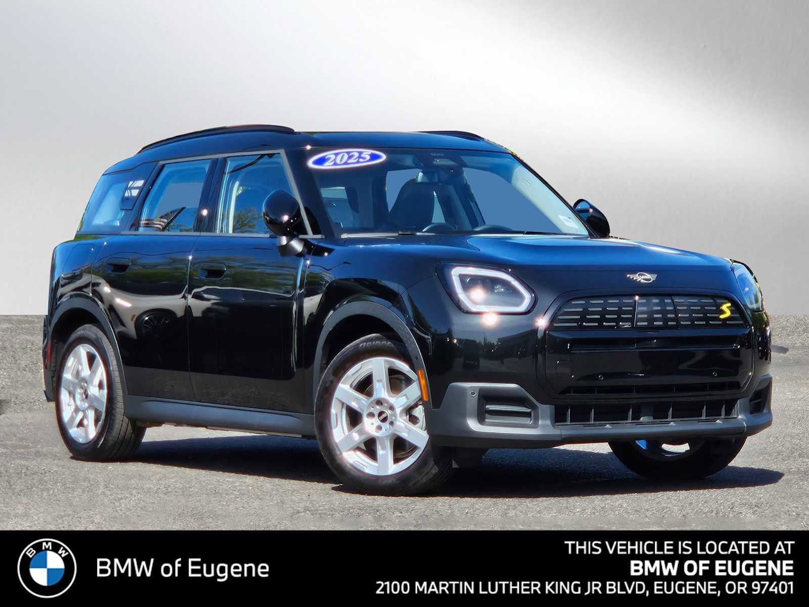 Used 2025 MINI Cooper Countryman SE AWD/4WD image 1
