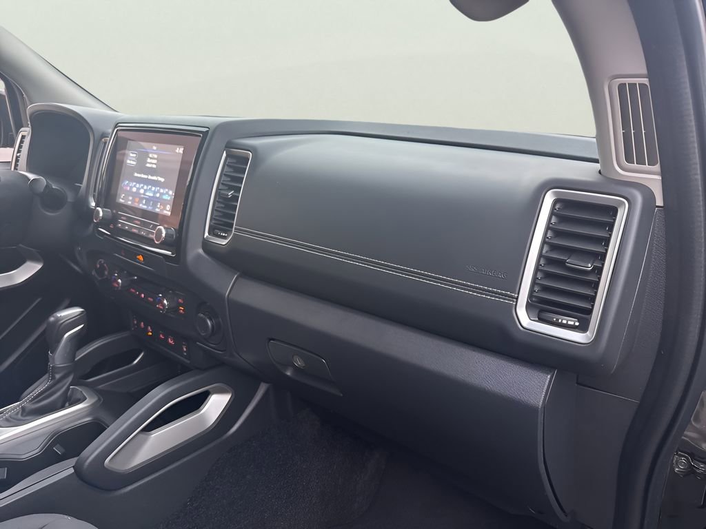 Used 2023 Nissan Frontier SV w/ SV Convenience Package image 16