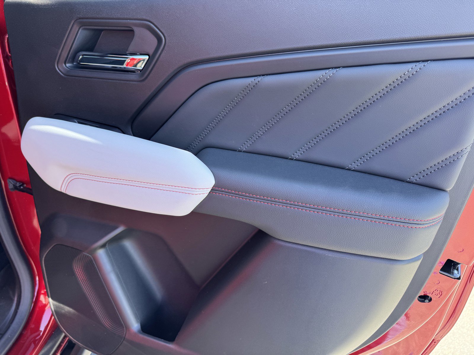 New 2026 GMC Canyon AT4X AWD/4WD image 12