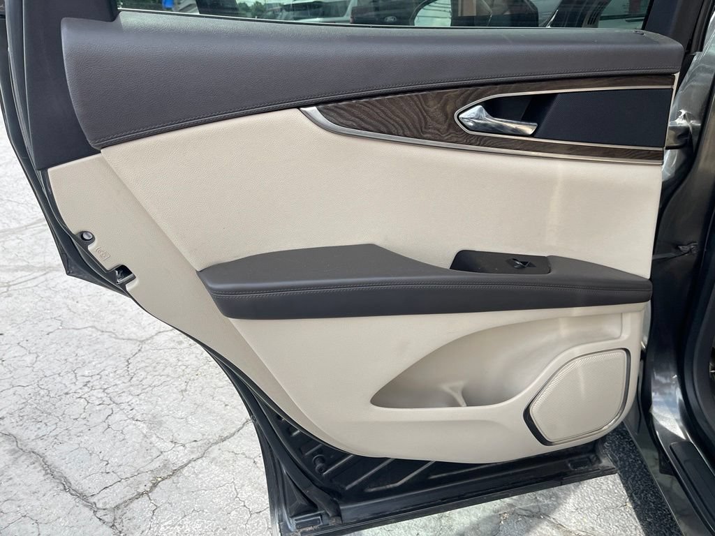 Used 2017 Lincoln MKX Reserve w/ Lincoln MKX Climate Package AWD/4WD image 18