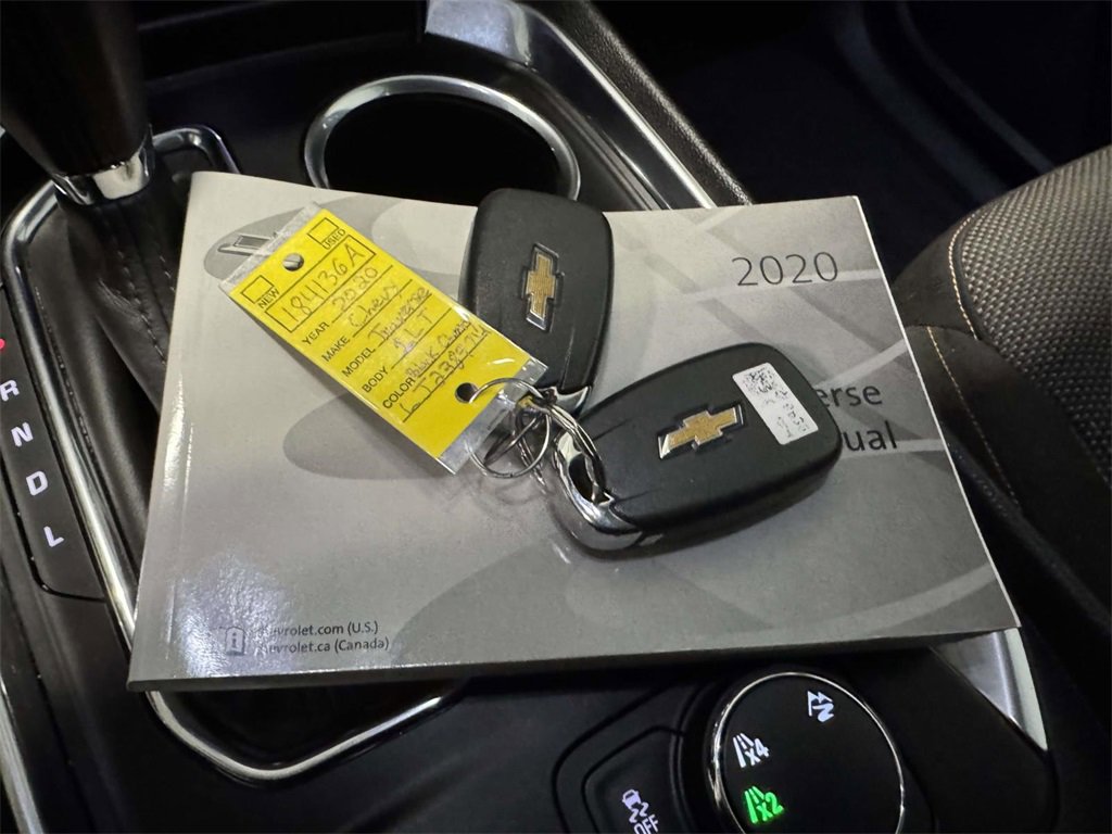 Used 2020 Chevrolet Traverse LT w/ Driver Confidence II Package image 34