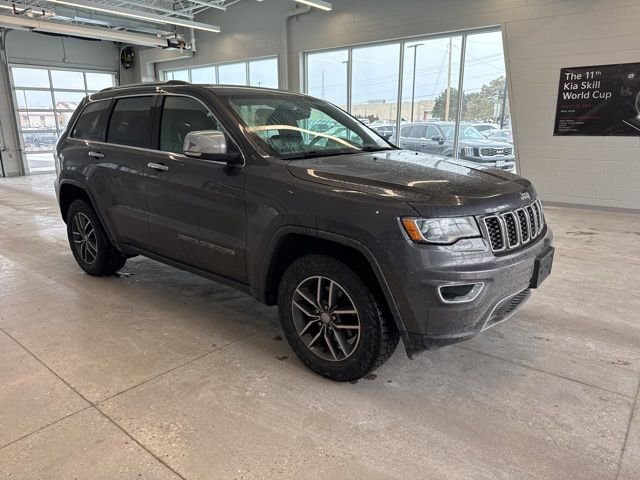 Used 2018 Jeep Grand Cherokee Limited image 3