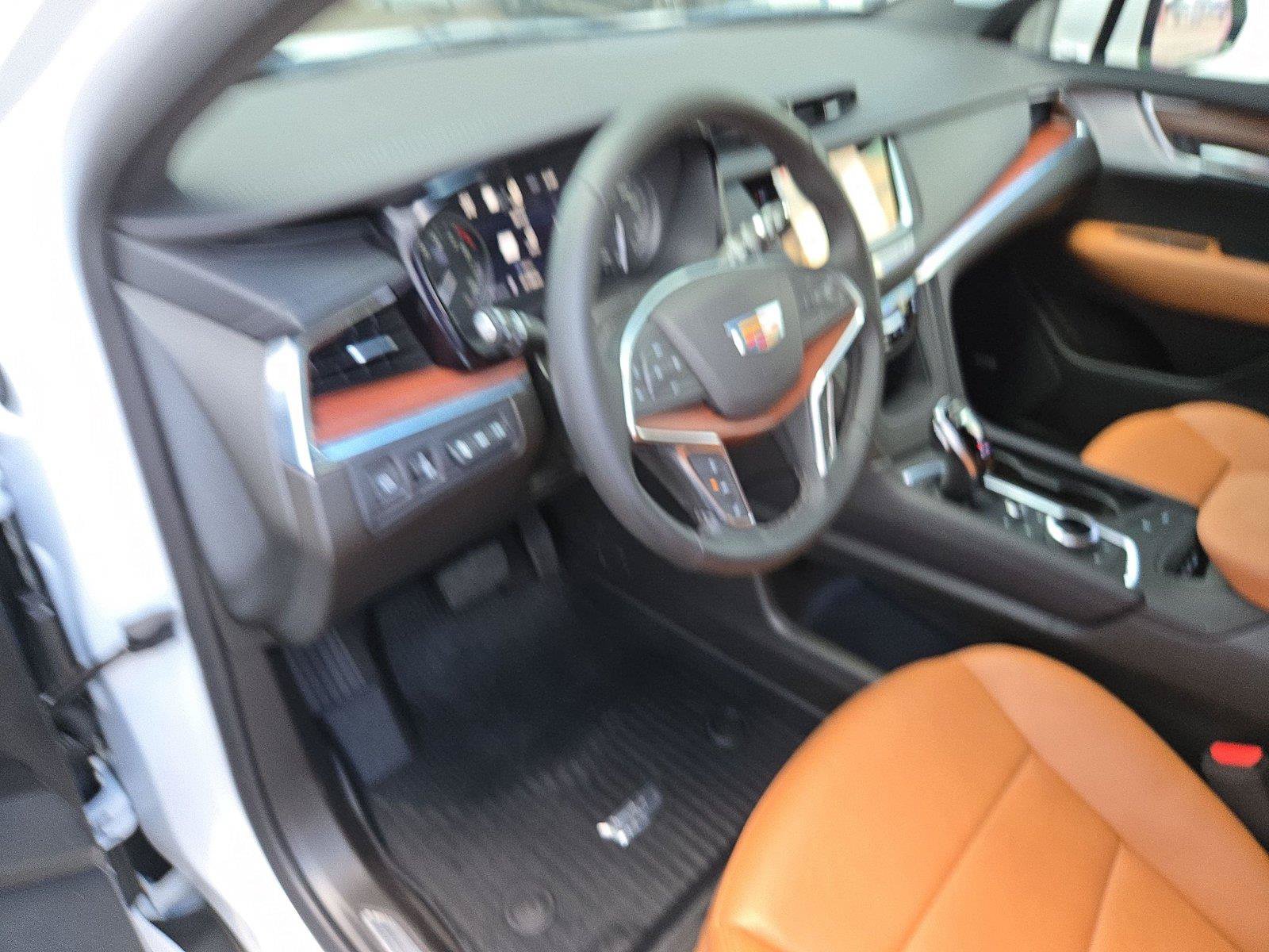 New 2026 Cadillac XT5 Sport AWD/4WD image 9