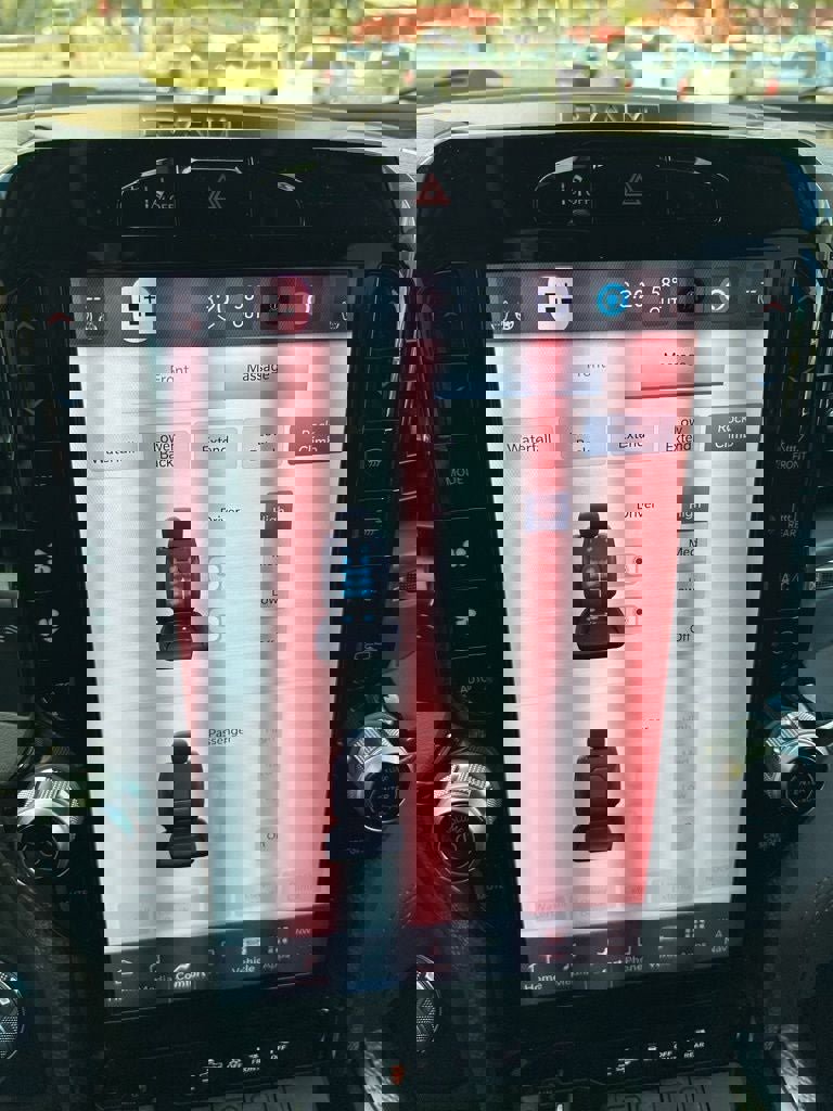 New 2026 RAM 1500 Limited w/ Bed Utility Group image 28