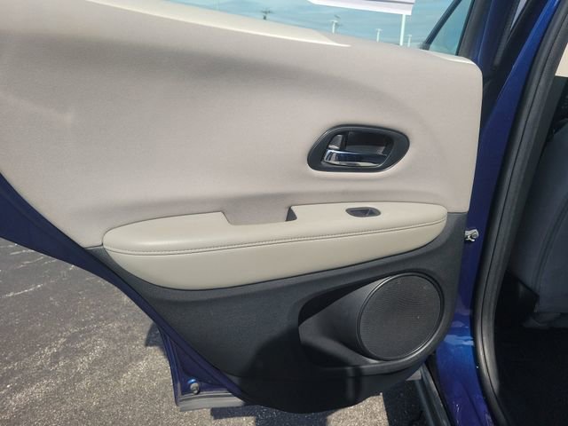 Used 2017 Honda HR-V LX image 17