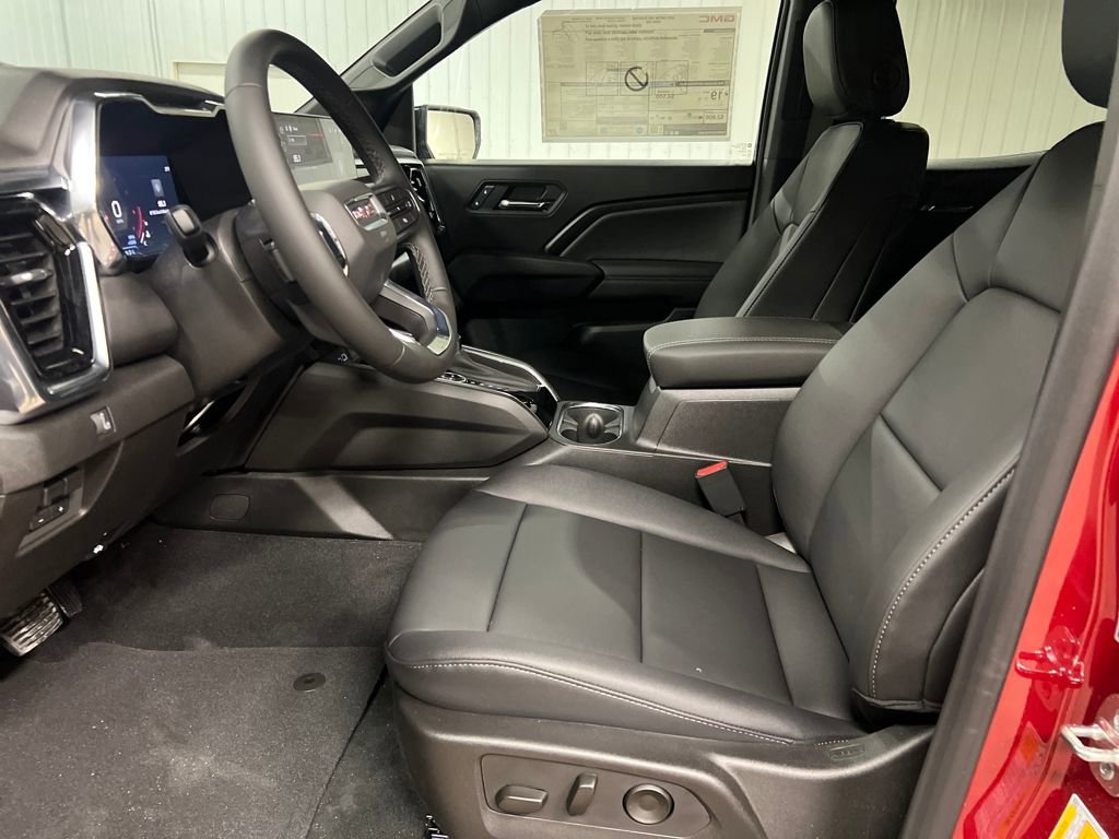 New 2026 GMC Canyon Elevation w/ Convenience Package image 12