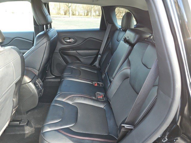 Used 2022 Jeep Cherokee Trailhawk w/ Comfort/Convenience Group image 18