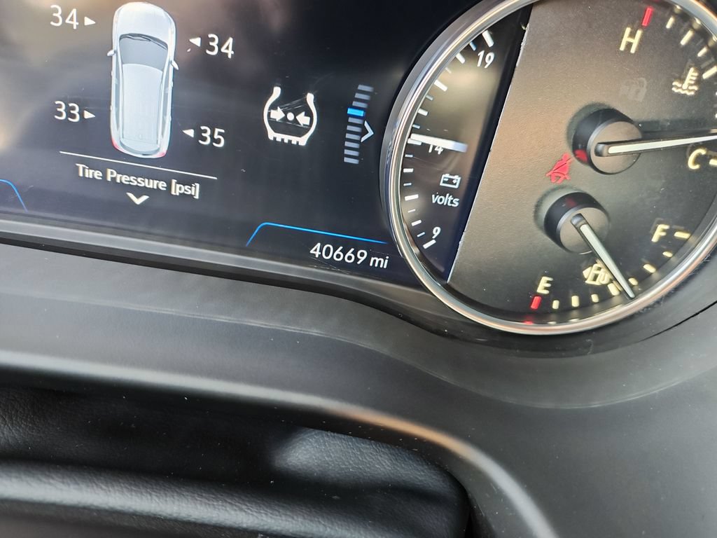 Used 2021 Buick Enclave Avenir w/ Avenir Technology Package AWD/4WD image 19