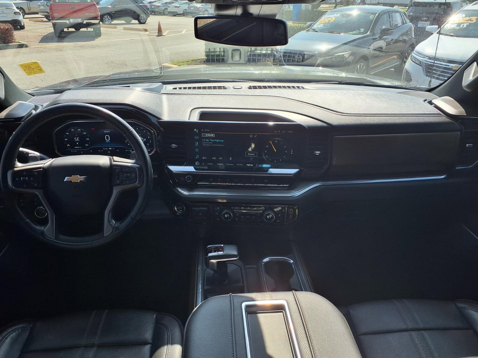 Used 2022 Chevrolet Silverado 1500 High Country w/ High Country Premium Package image 3