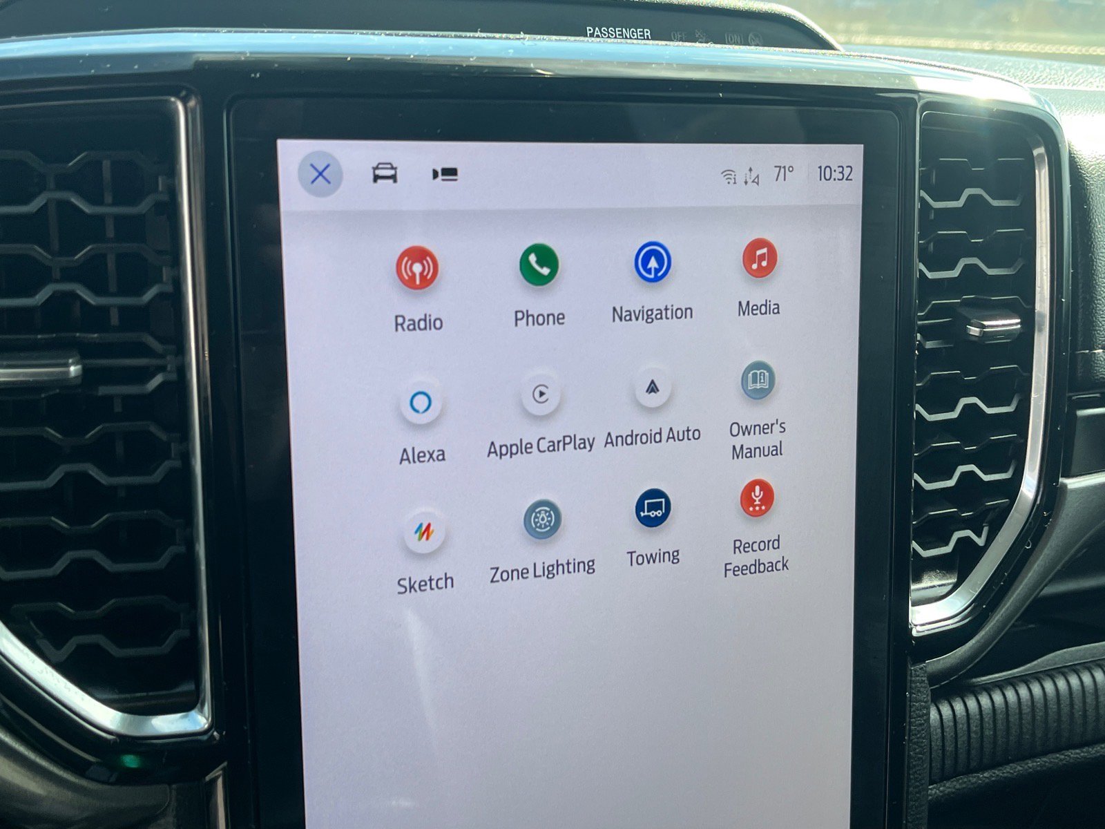 Certified 2024 Ford Ranger Lariat w/ FX4 Off-Road Package image 13