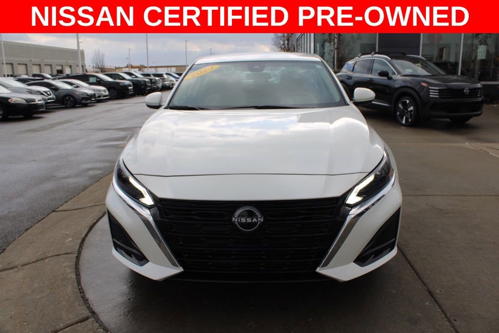 Certified 2023 Nissan Altima 2.5 SV image 2