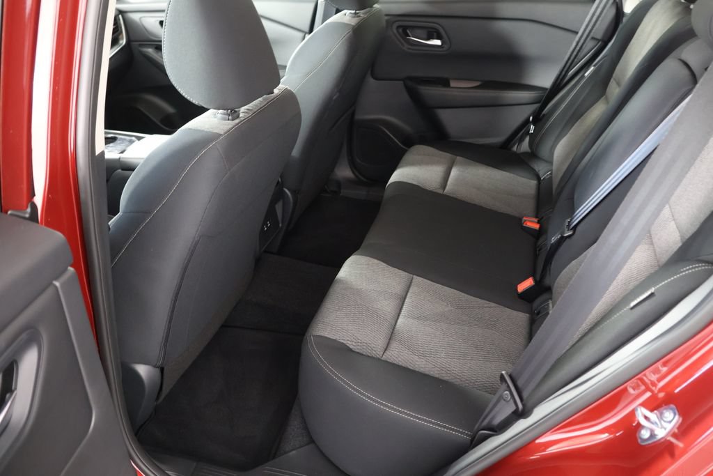Used 2026 Nissan Rogue SV w/ Cold Weather Package FWD image 20