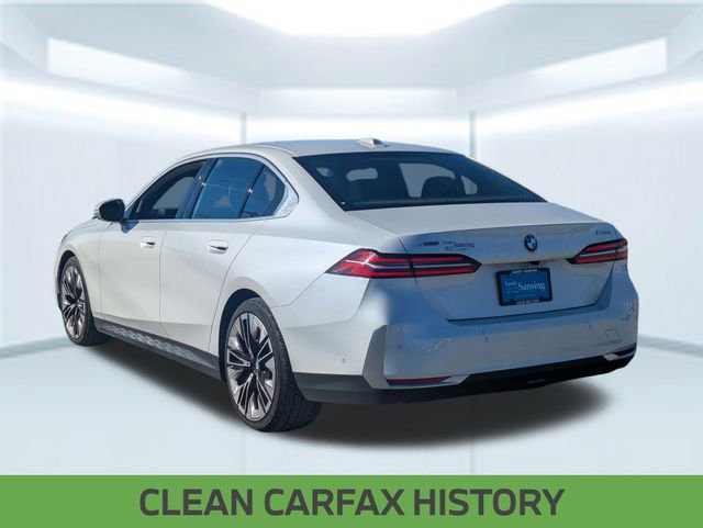 Used 2024 BMW 530i xDrive w/ Premium Package image 3