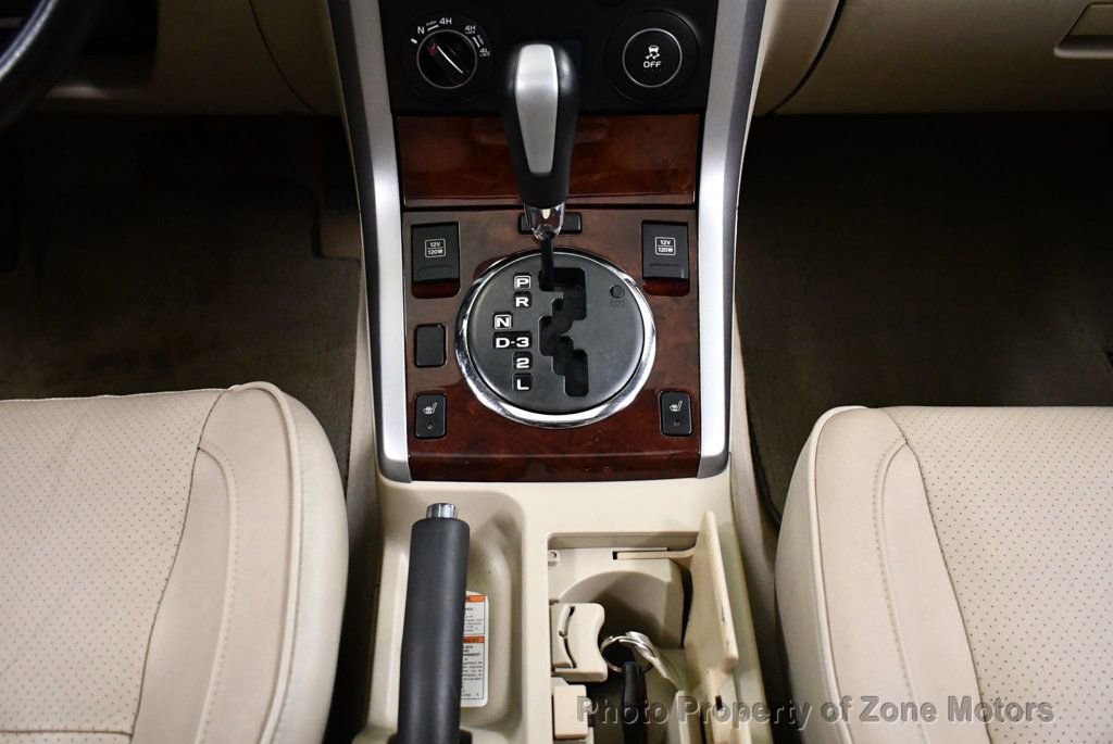 Used 2013 Suzuki Grand Vitara Limited image 25