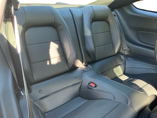 Used 2022 Ford Mustang GT Premium w/ Equipment Group 401A RWD image 18