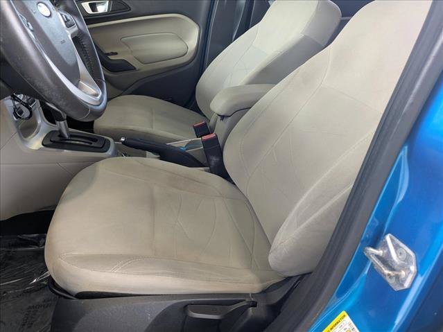 Used 2015 Ford Fiesta SE FWD image 12
