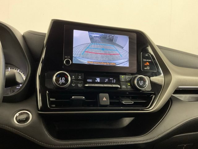 Used 2023 Toyota Highlander LE FWD image 25