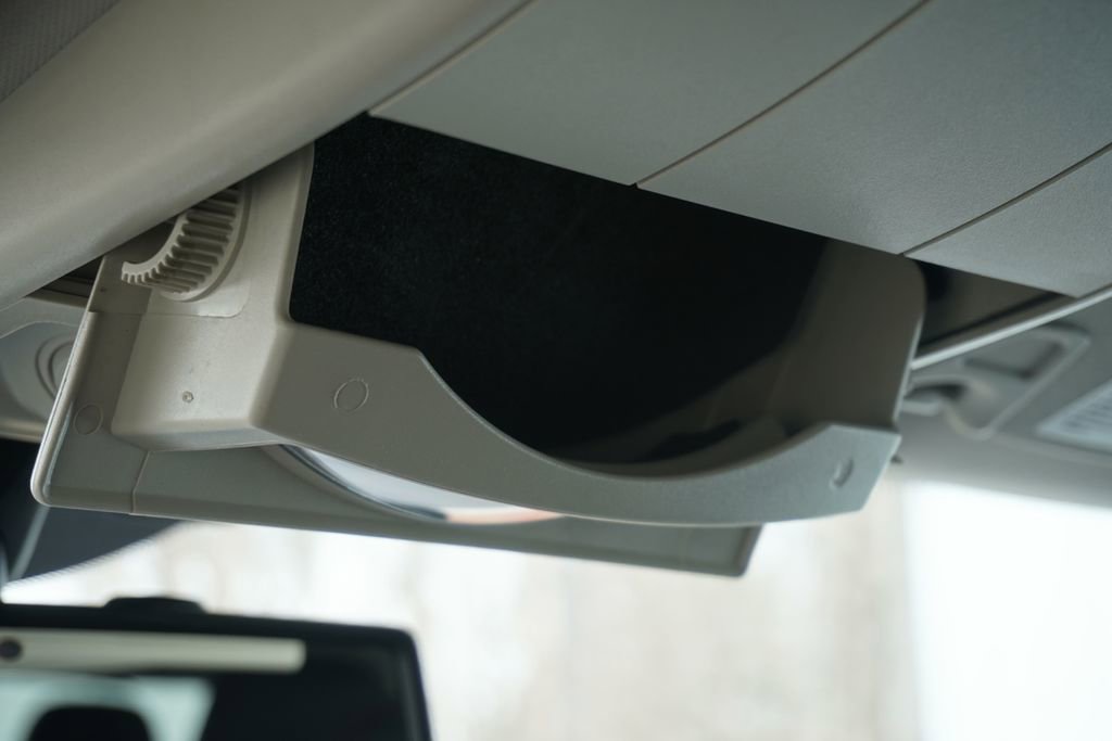 Used 2015 Dodge Journey R/T w/ Flexible Seating Group image 33