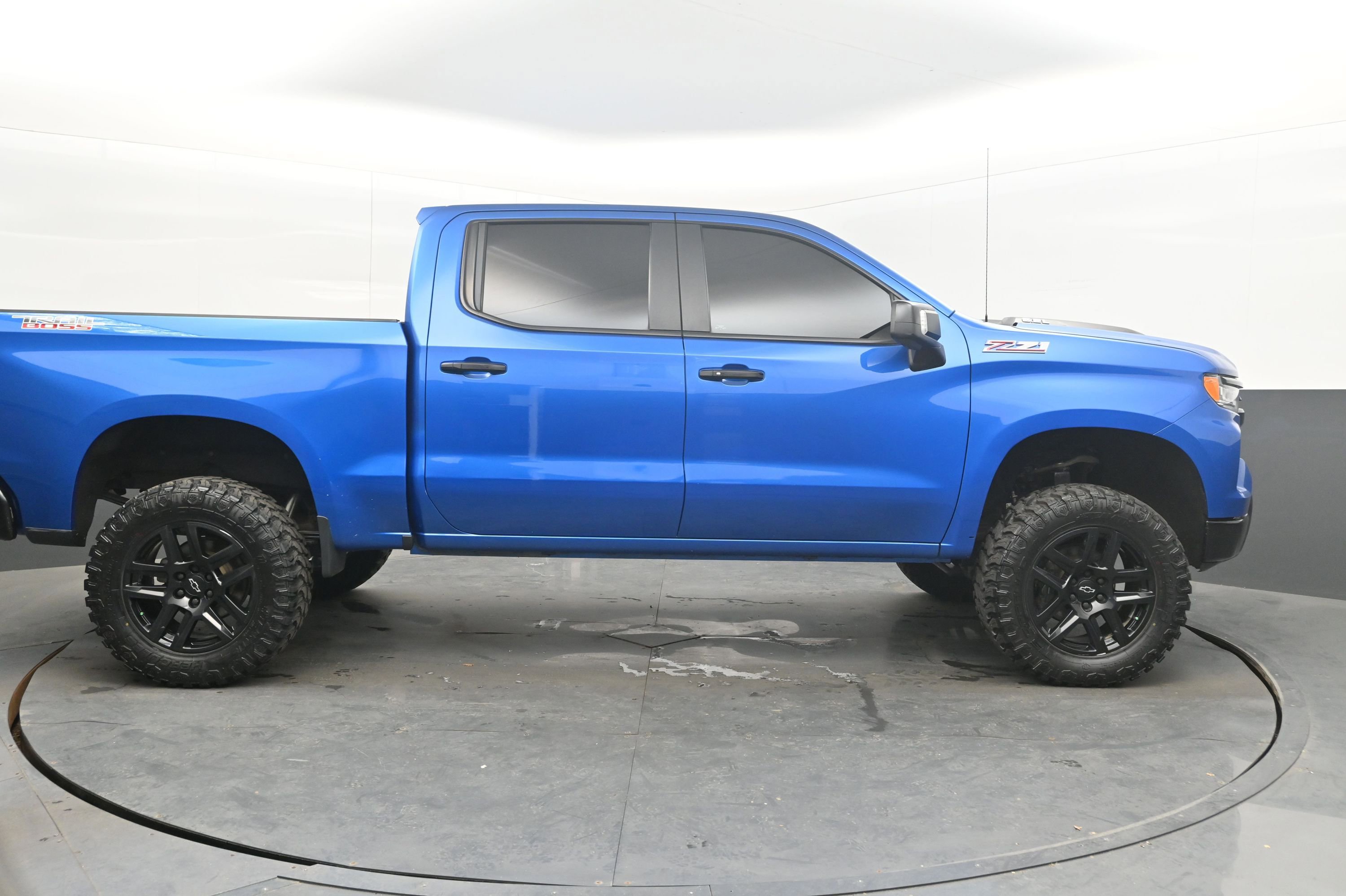 Used 2022 Chevrolet Silverado 1500 LT Trail Boss w/ LT Trail Boss Premium Package image 10