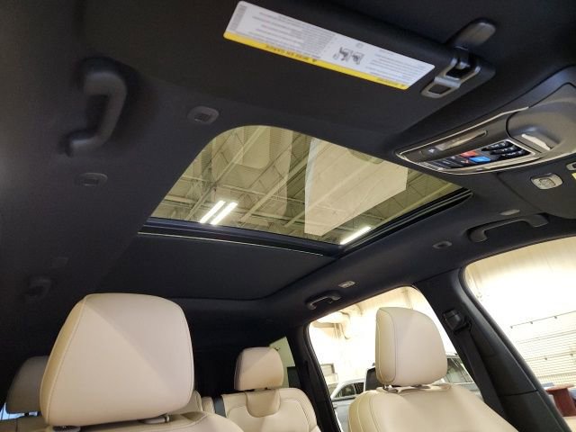 Used 2024 Jeep Grand Cherokee Limited w/ Black Appearance Package image 35