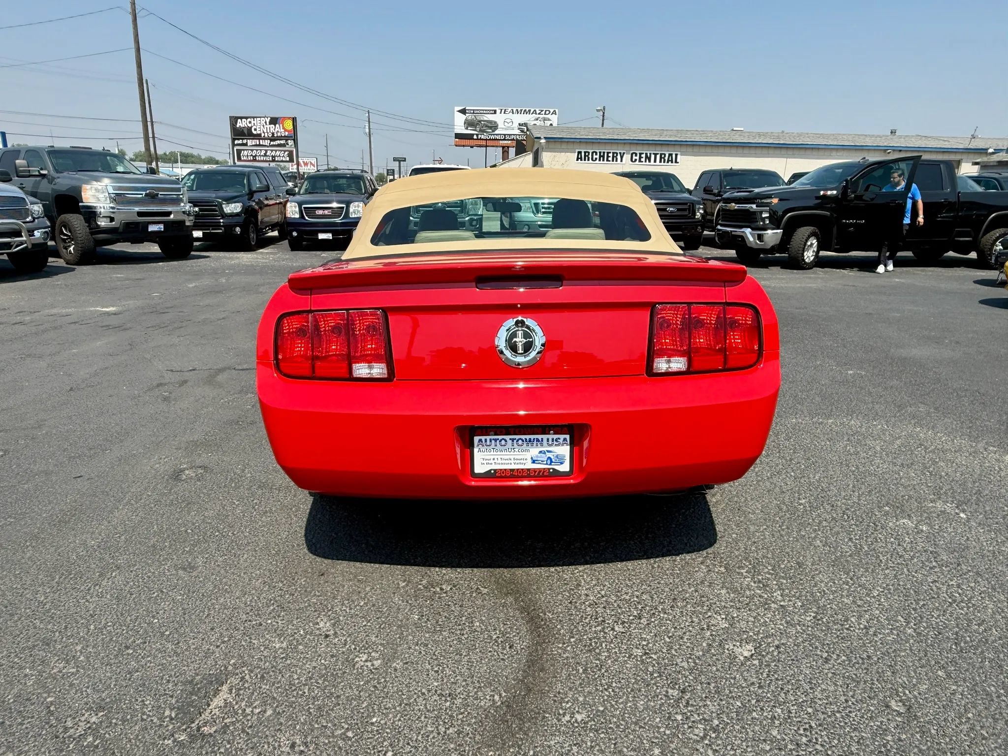 Used 2008 Ford Mustang Convertible RWD image 4