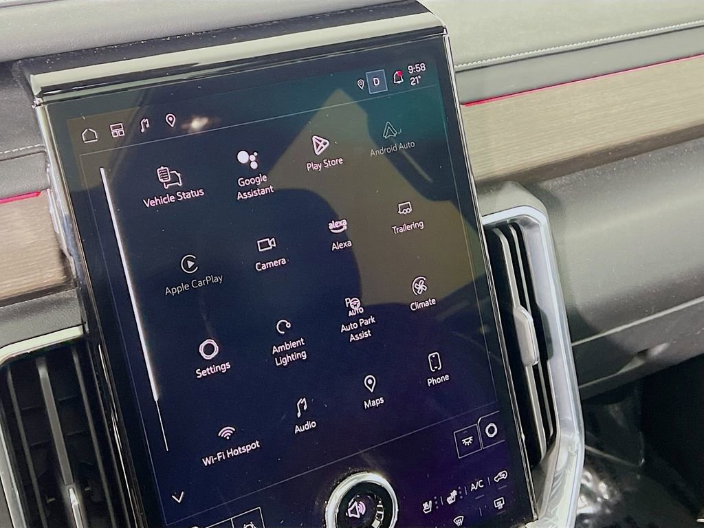 Certified 2024 GMC Acadia Denali w/ Super Cruise Package image 13