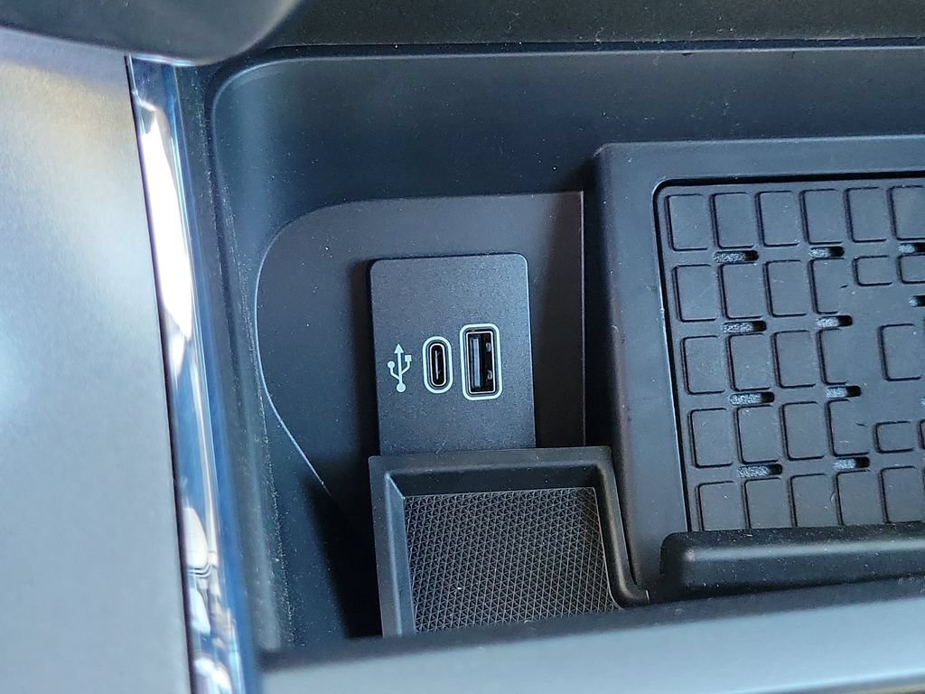 New 2026 Ford F150 XLT w/ Equipment Group 302A MID AWD/4WD image 28