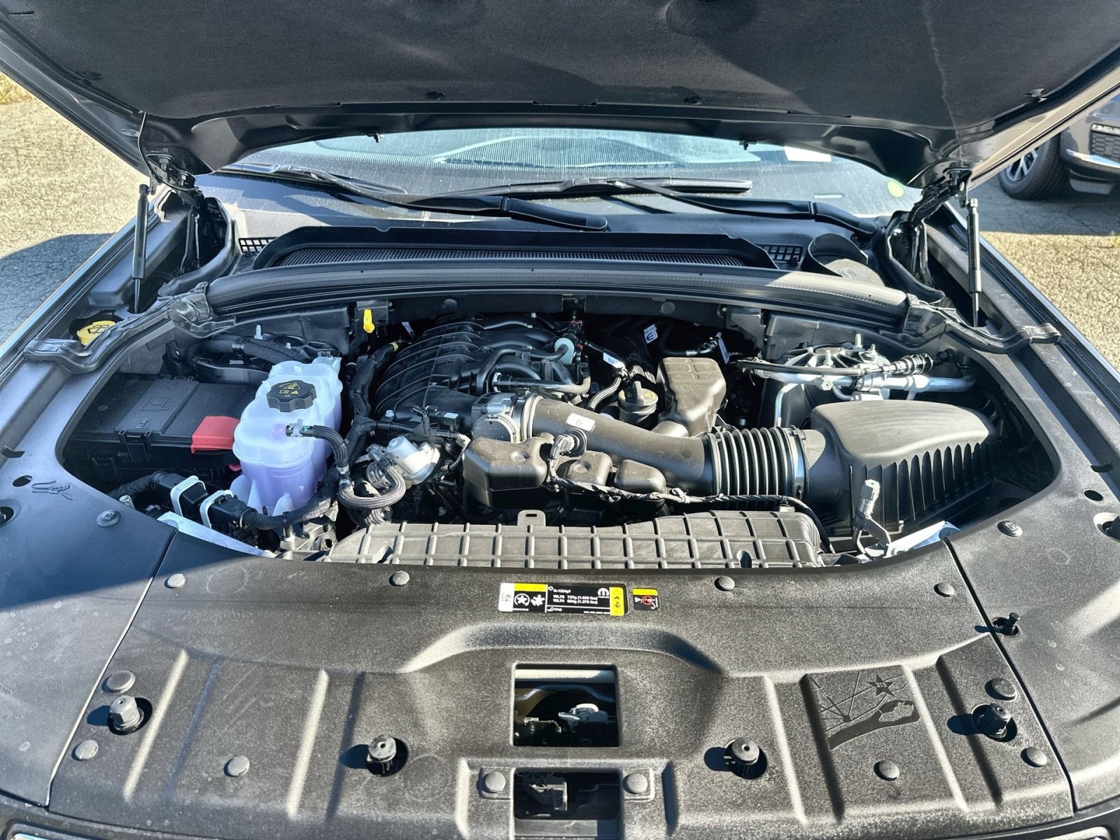 New 2025 Jeep Grand Cherokee Laredo w/ Luxury Tech Group I image 27