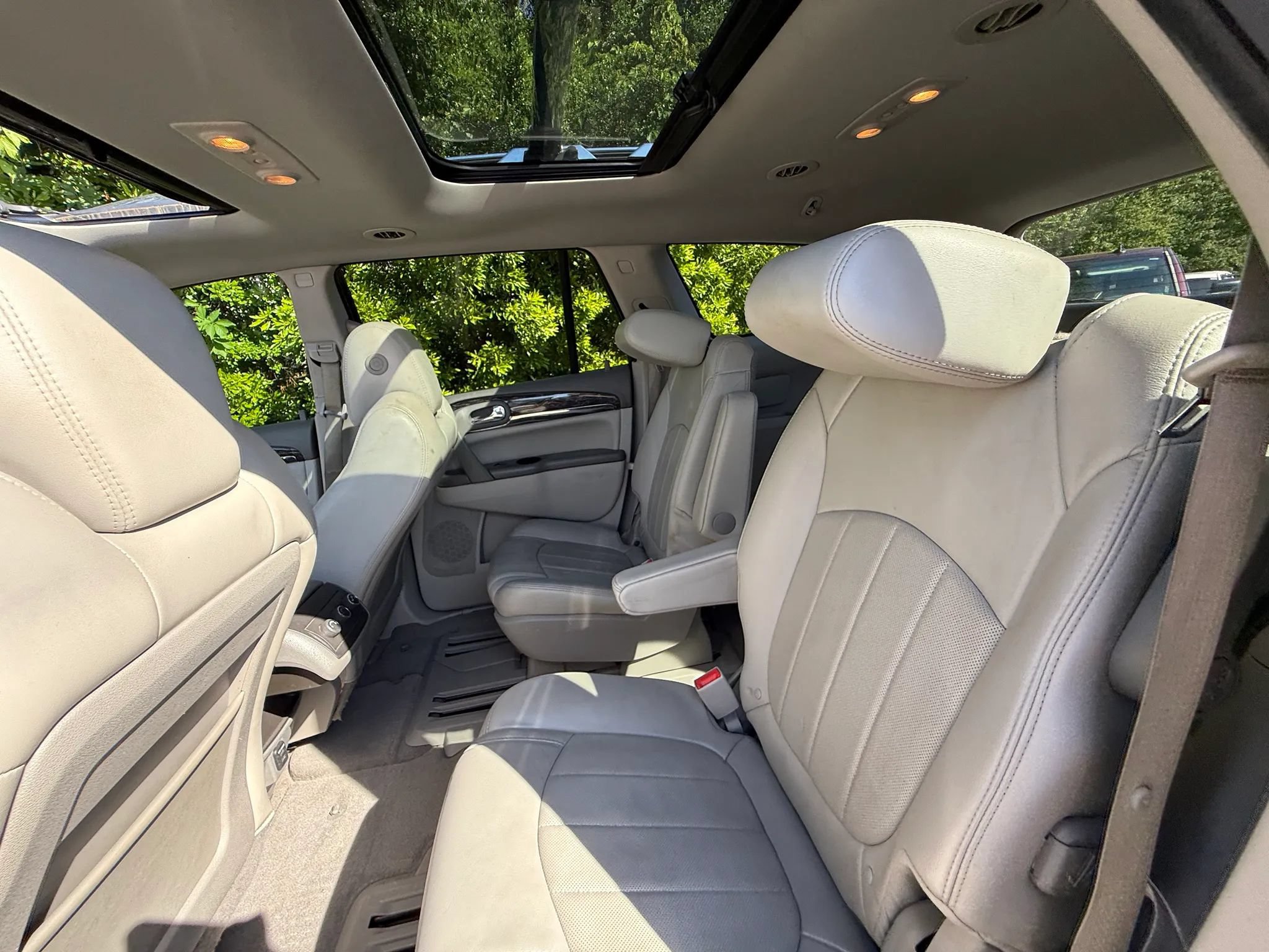 Used 2014 Buick Enclave Leather FWD image 30