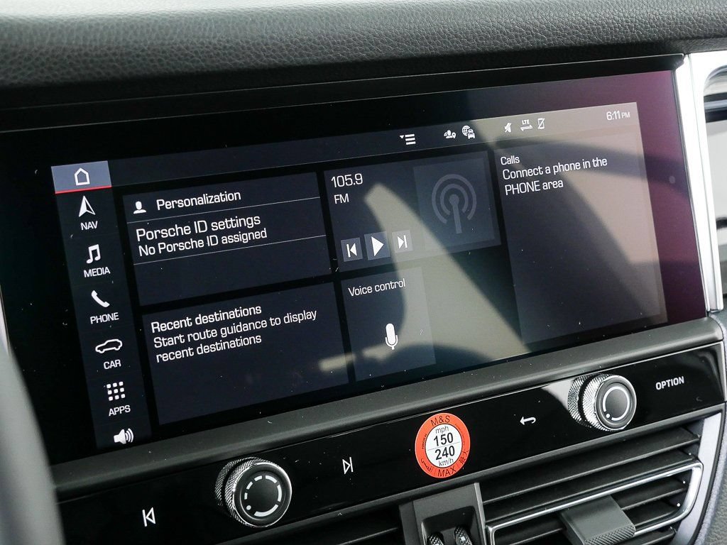Certified 2026 Porsche Macan AWD/4WD image 13