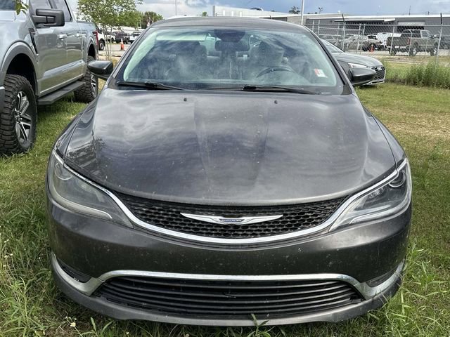 Used 2017 Chrysler 200 Limited Platinum w/ Comfort & Convenience Group FWD image 11