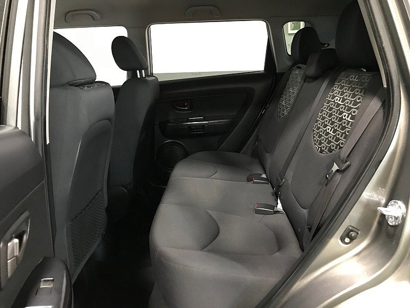 Used 2011 Kia Soul + FWD image 20