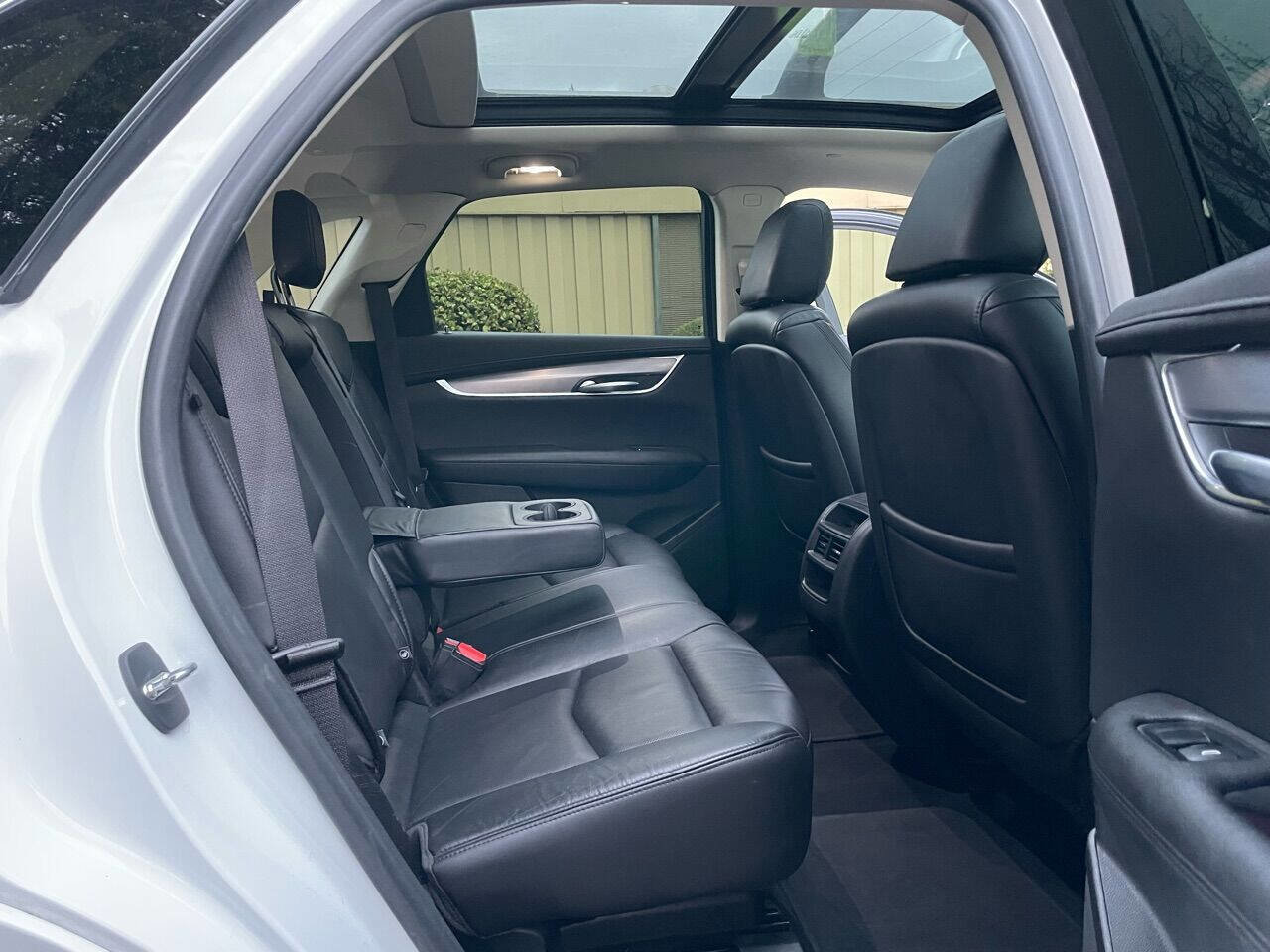 Used 2019 Cadillac XT5 Luxury image 24