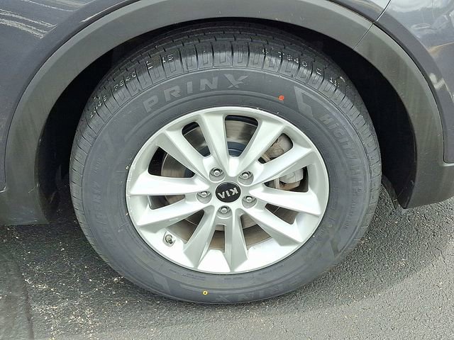 Used 2020 Kia Sorento LX FWD image 8