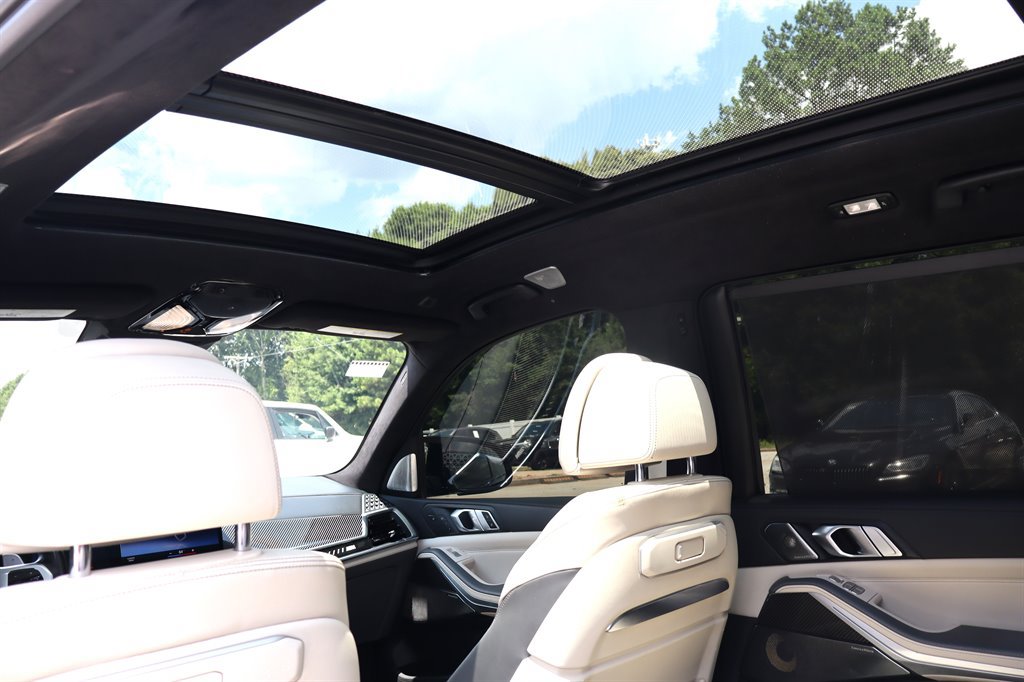 Used 2023 BMW X7 M60i w/ Executive Package AWD/4WD image 33